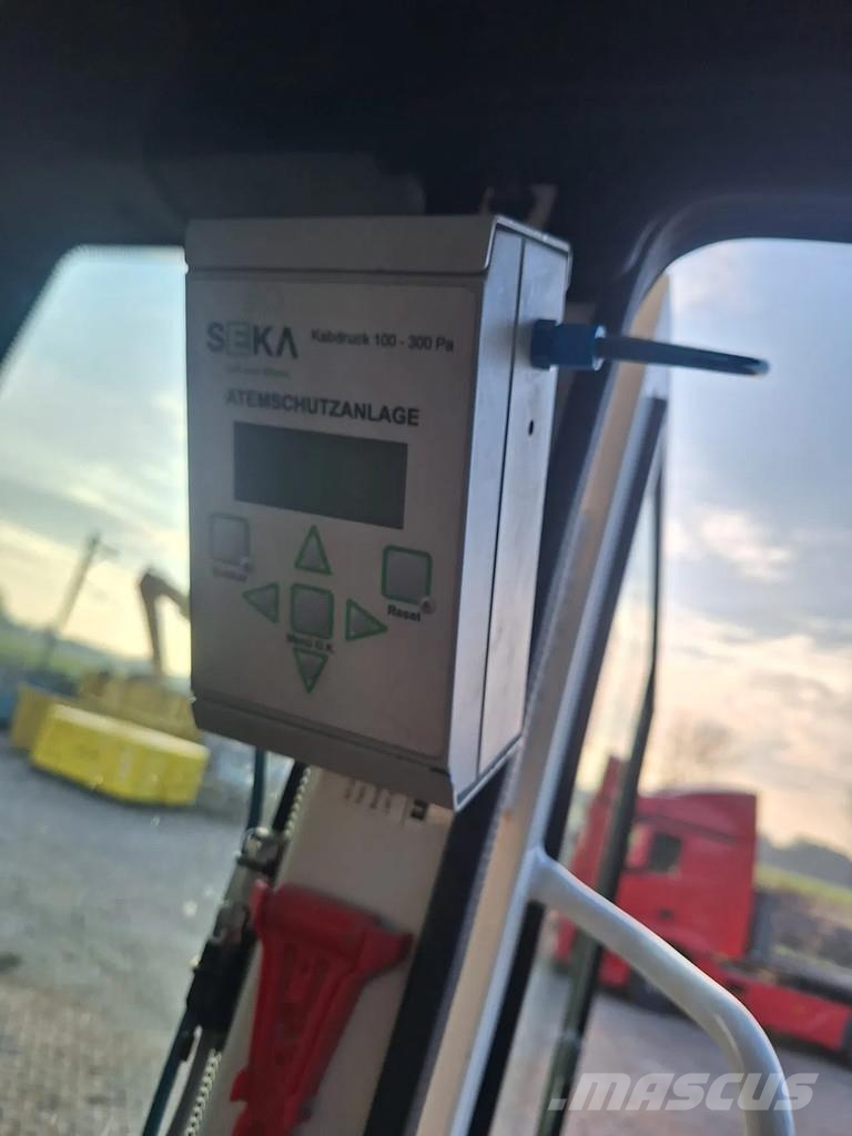 Liebherr R924LC Excavadoras sobre orugas