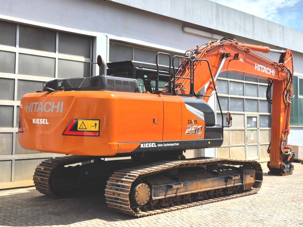 Hitachi ZX 250 LCN-7 履带挖掘机
