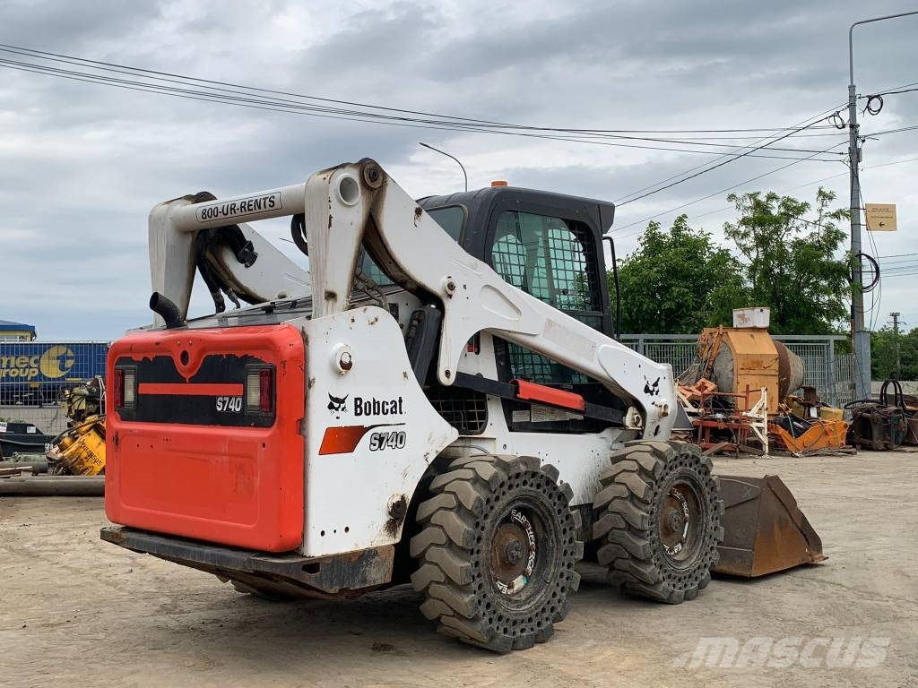 Bobcat S 740 Skid steer loaders
