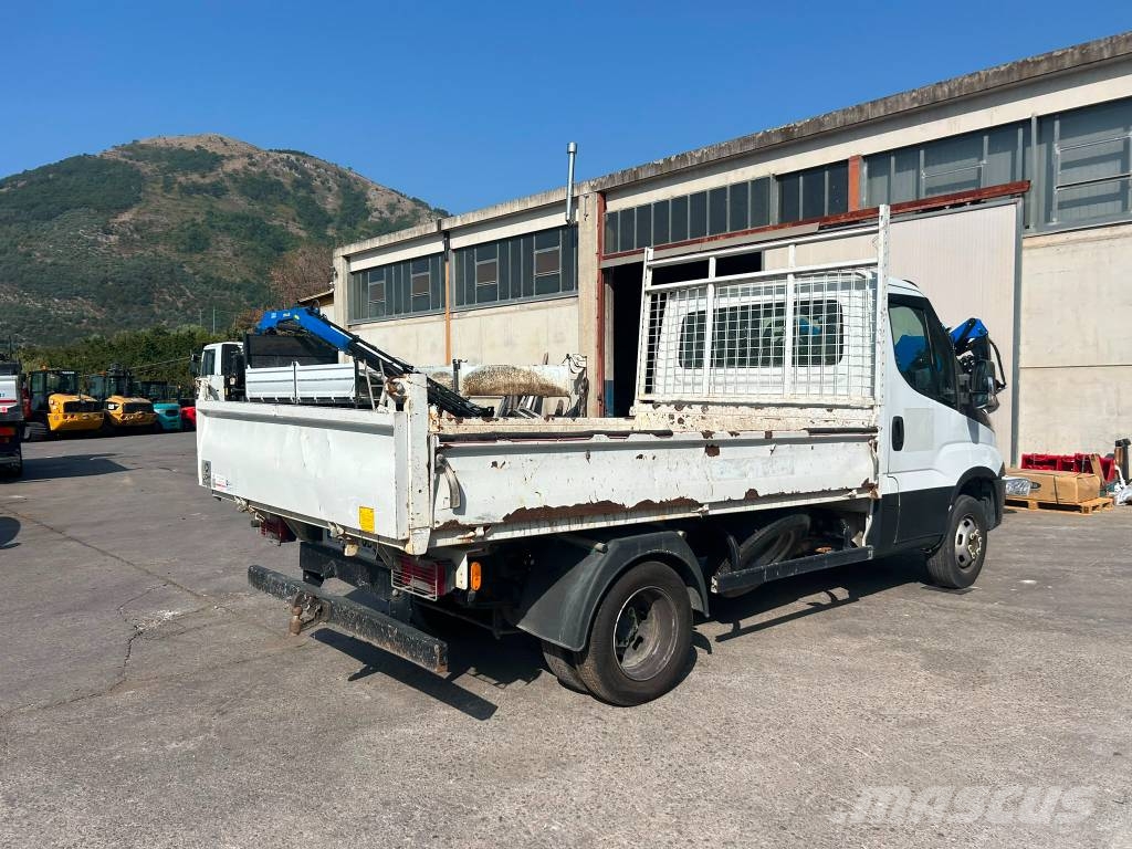 Iveco Daily 35-110 شاحنات قلابة