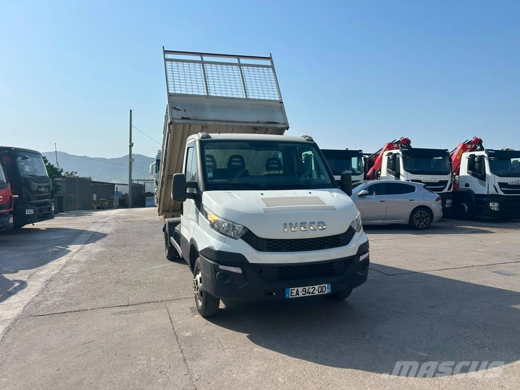 Iveco Daily 35-110 شاحنات قلابة