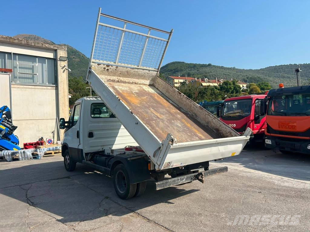 Iveco Daily 35-110 شاحنات قلابة