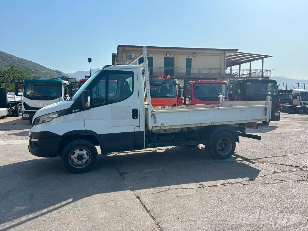 Iveco Daily 35-110 شاحنات قلابة