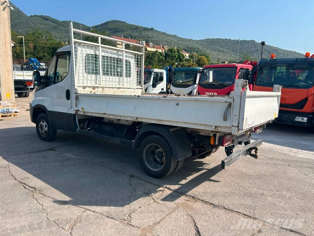 Iveco Daily 35-110 شاحنات قلابة