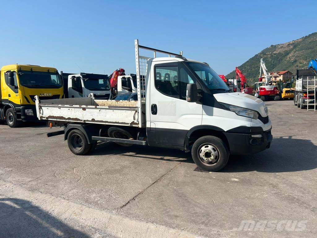 Iveco Daily 35-110 شاحنات قلابة