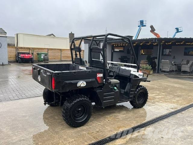 Bobcat 3400 D تفريغ المقطورات