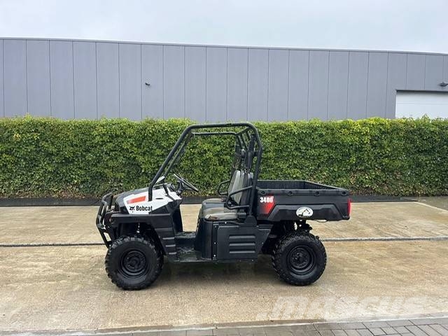 Bobcat 3400 D تفريغ المقطورات