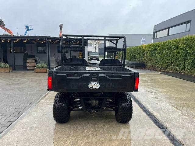 Bobcat 3400 D تفريغ المقطورات