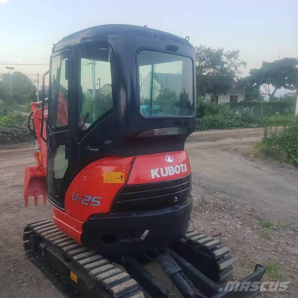 Kubota U 25 Mini excavators < 7t (Mini diggers)
