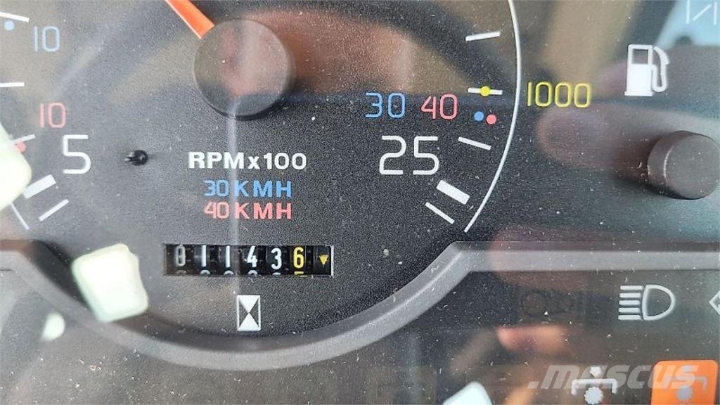 Same Dorado 60 الجرارات