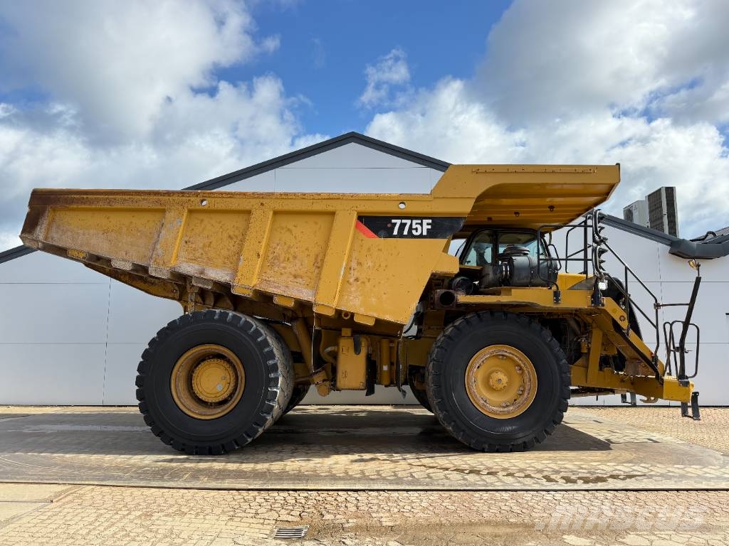 CAT 775F - German Machine / Auto Greasing Кар`єрні самоскиди