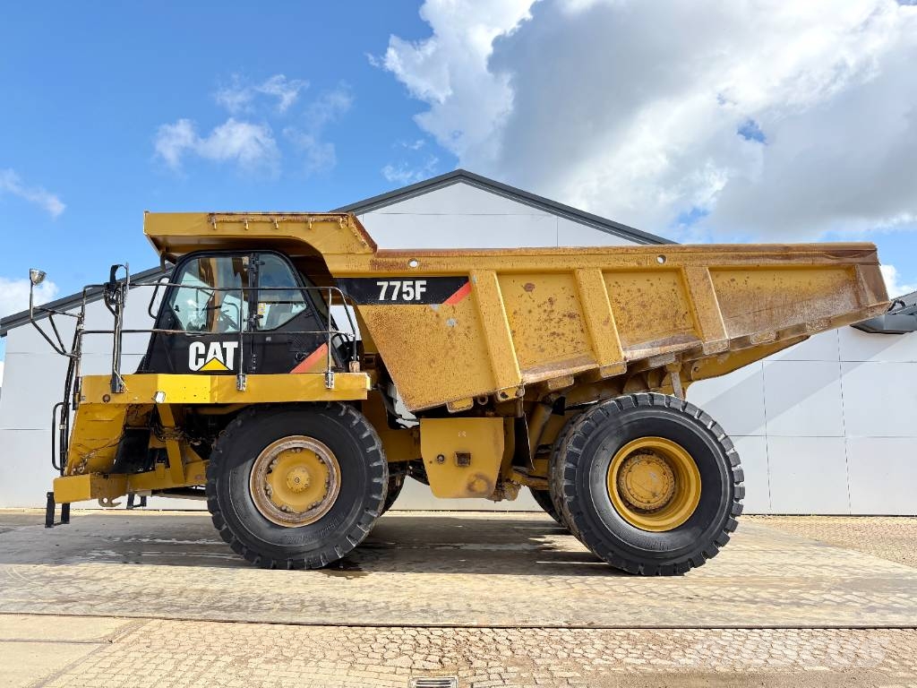 CAT 775F - German Machine / Auto Greasing Кар`єрні самоскиди