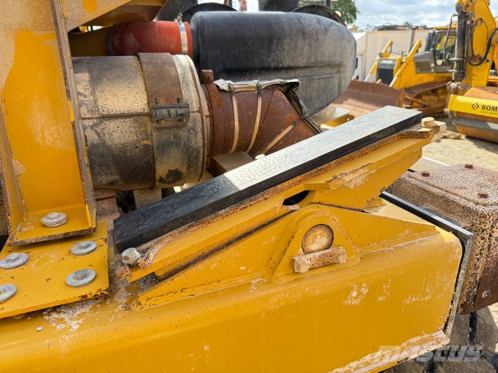 CAT 775F - German Machine / Auto Greasing Кар`єрні самоскиди