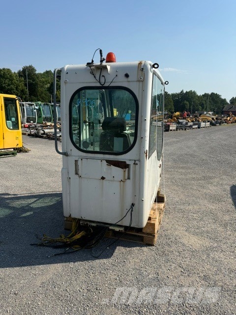 Liebherr R 906 USED CAB Cabine en interieur