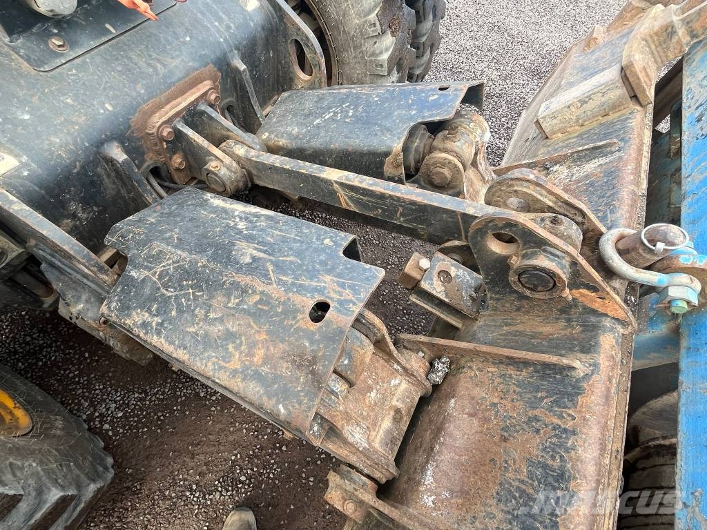 JCB Hydradig 110W Bagri na kolesih