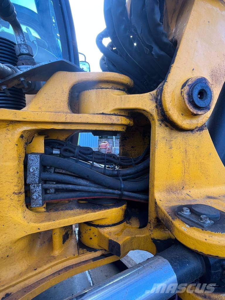 JCB Hydradig 110W Bagri na kolesih