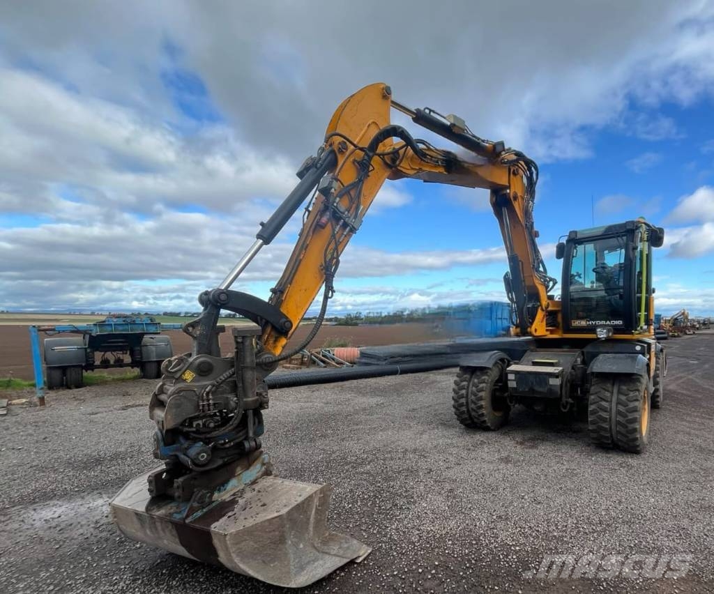 JCB Hydradig 110W Bagri na kolesih