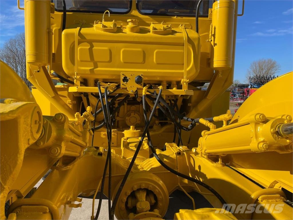 Kirovets K700A V8 Traktorit