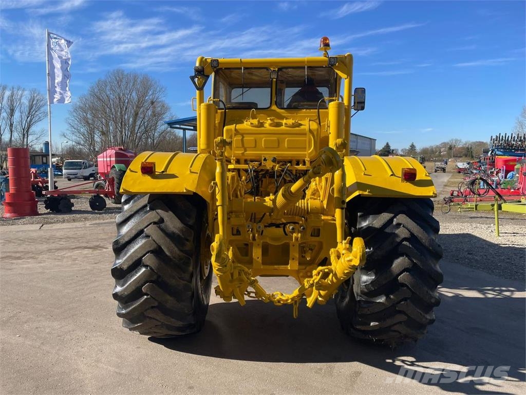 Kirovets K700A V8 Traktorit