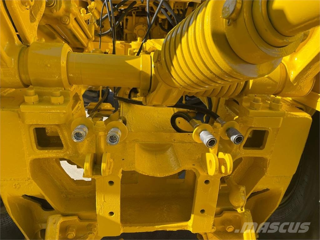 Kirovets K700A V8 Traktorit