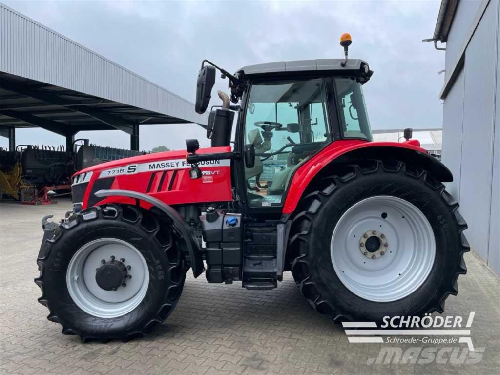 Massey Ferguson 7718 S DYNA-VT EXCLUSIVE Traktorer