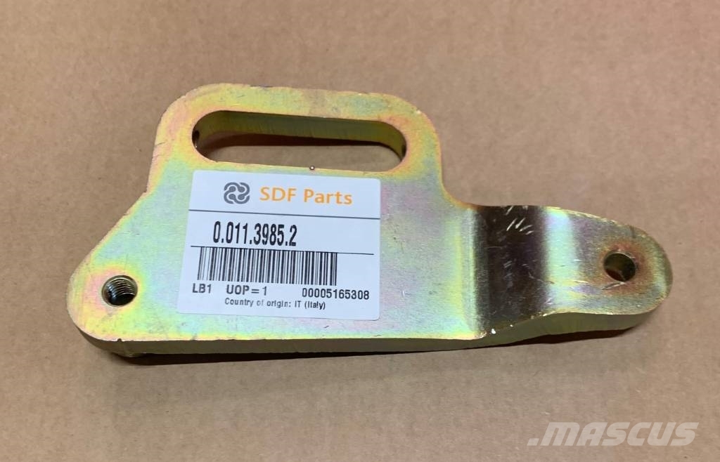 Deutz-Fahr Agroplus bracket 0.011.3985.2, 001139852 محركات