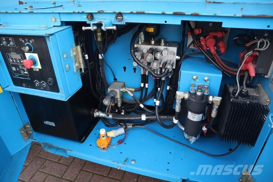 Genie GS4069DC Electric, 14m Working Height, 363kg Capac Scissor lifts