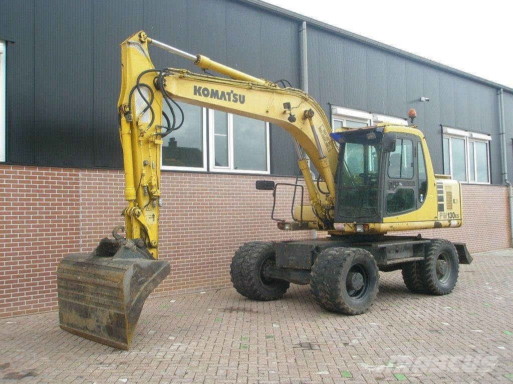 Komatsu PW 130ES-6K Gravemaskiner på hjul