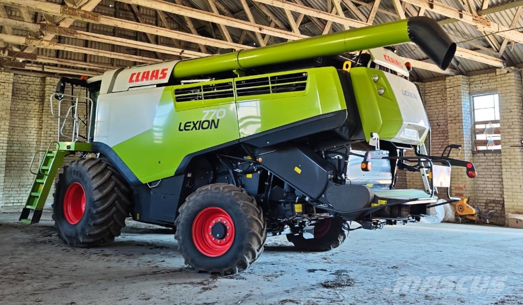 CLAAS Lexion 770 Kombinované zberacie stroje