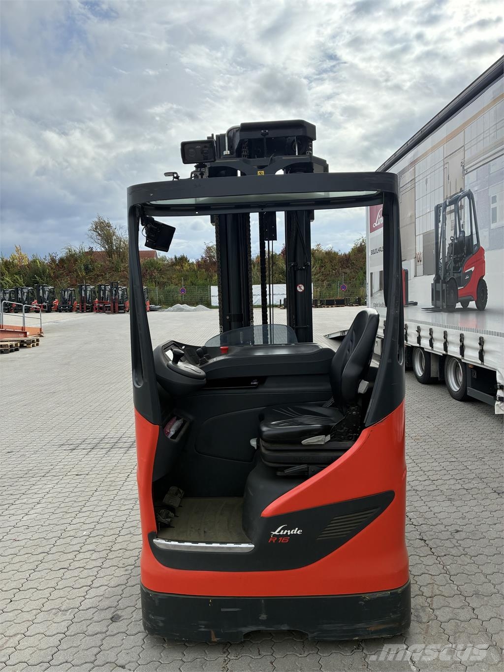 Linde R16HD 리치 트럭