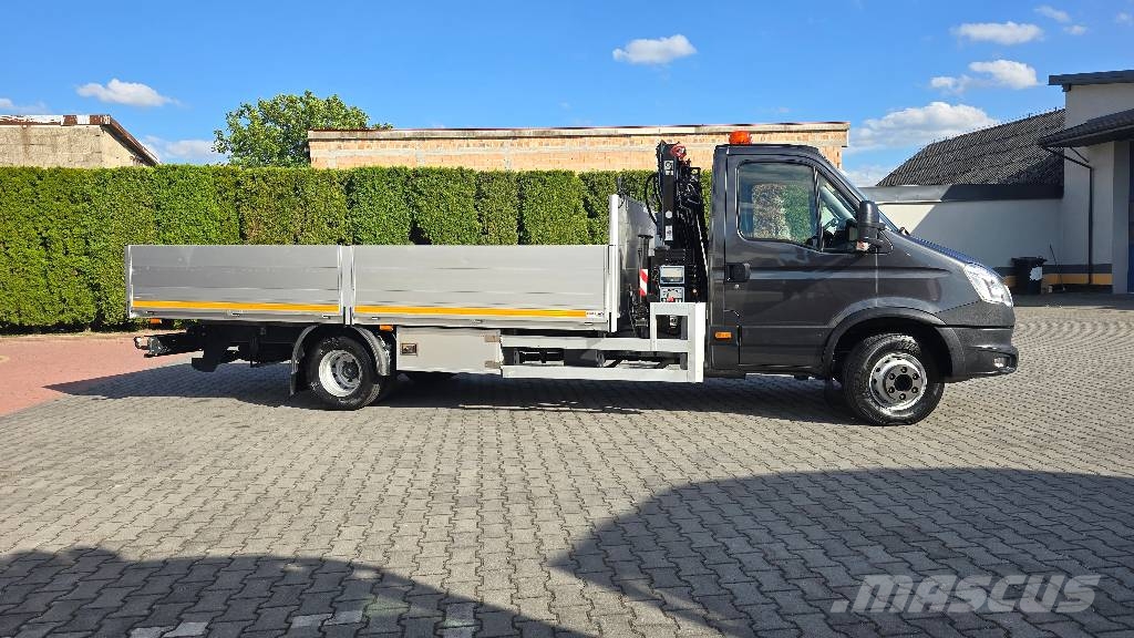 Iveco Daily 70C17 HIAB 044 D-3 Camiones grúa