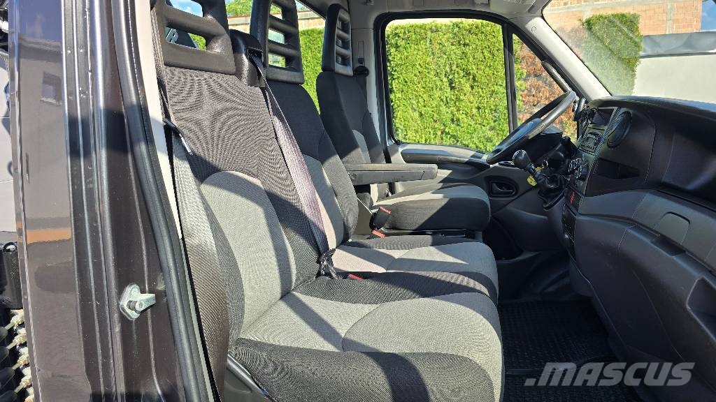 Iveco Daily 70C17 HIAB 044 D-3 Camiones grúa