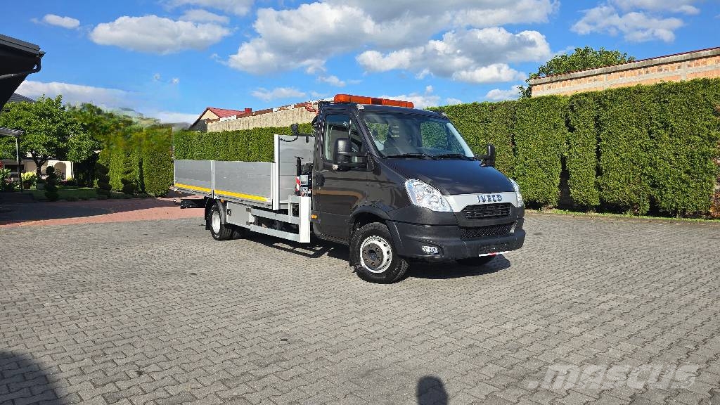 Iveco Daily 70C17 HIAB 044 D-3 Camiones grúa