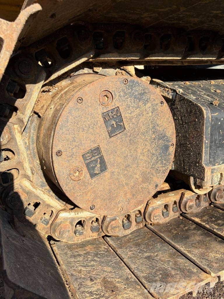 CAT 323 Bageri guseničari