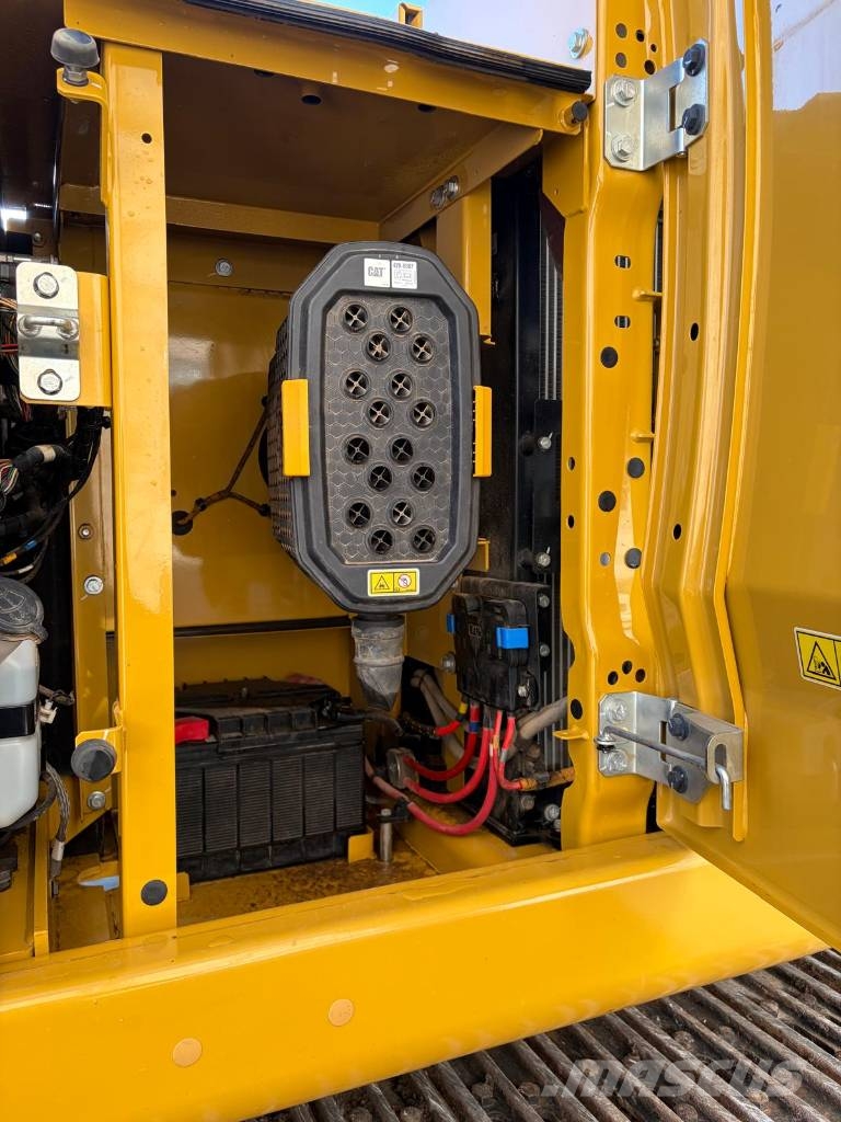 CAT 323 Bageri guseničari