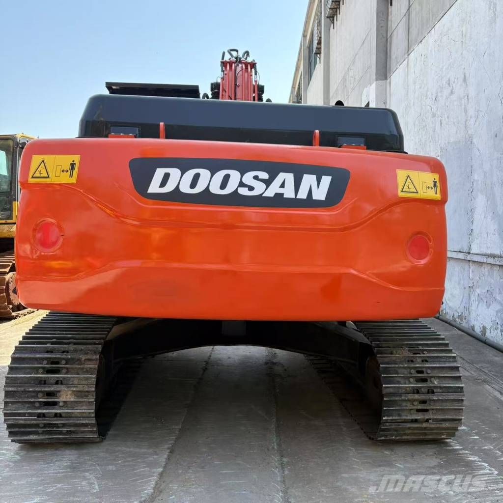 Doosan DX 300 LC Rupsgraafmachines