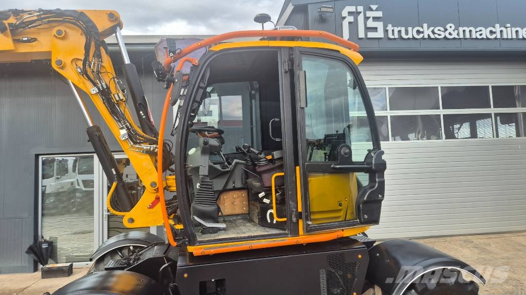JCB HYDRADIG 110W - ROTOTILT - 2016 YEAR - 8120 HOURS Εκσκαφείς με τροχούς - λάστιχα