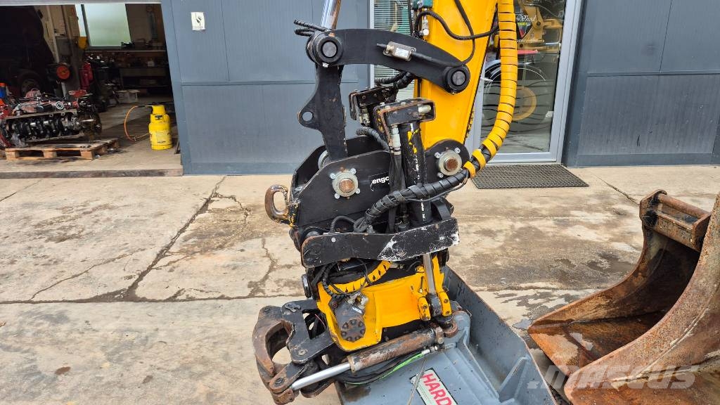 JCB HYDRADIG 110W - ROTOTILT - 2016 YEAR - 8120 HOURS Εκσκαφείς με τροχούς - λάστιχα