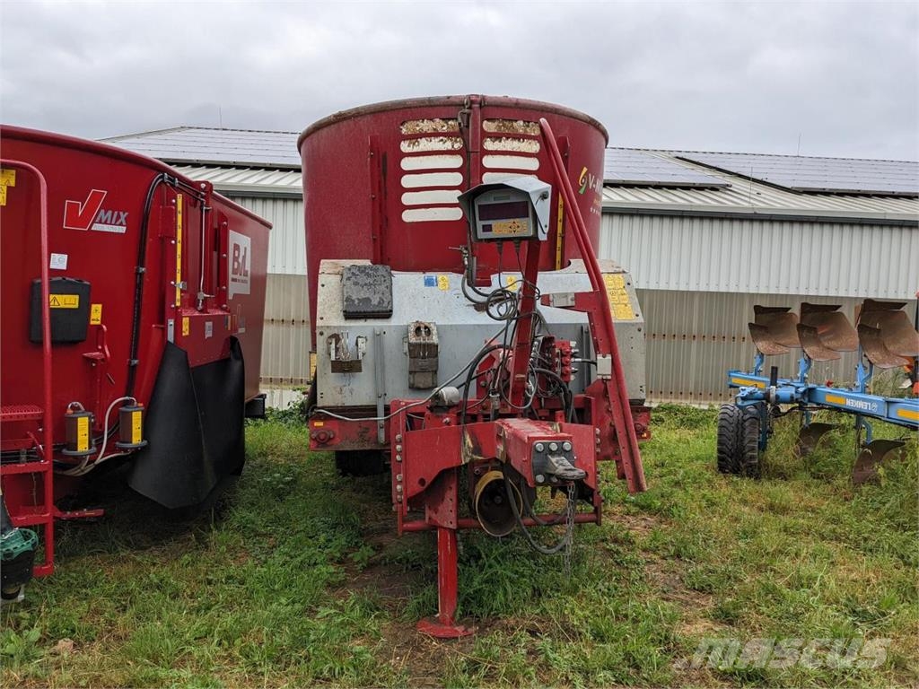 BvL - van Lengerich V-MIX 17N 2S 家畜飼料供給機