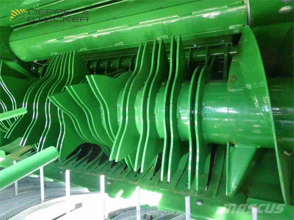 John Deere V462M mit Variabler Kammer ماكينات زراعية - غير ذلك