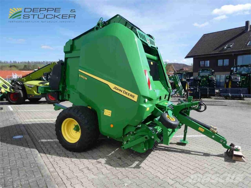 John Deere V462M mit Variabler Kammer ماكينات زراعية - غير ذلك