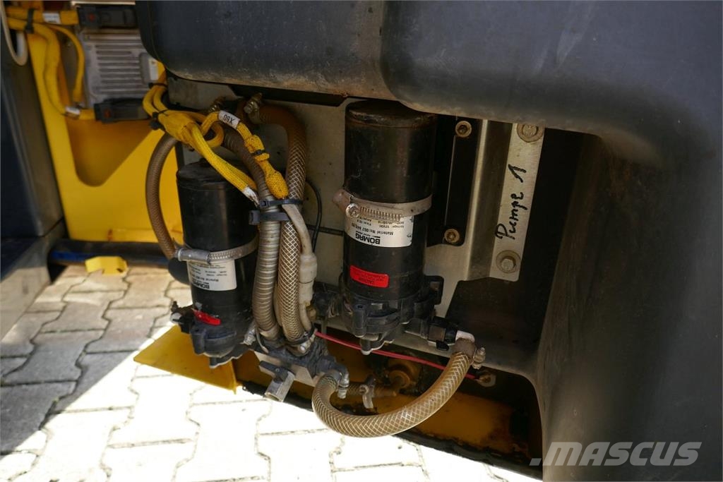 Bomag BW 174 AP-4i AM Male mašine za asfaltiranje