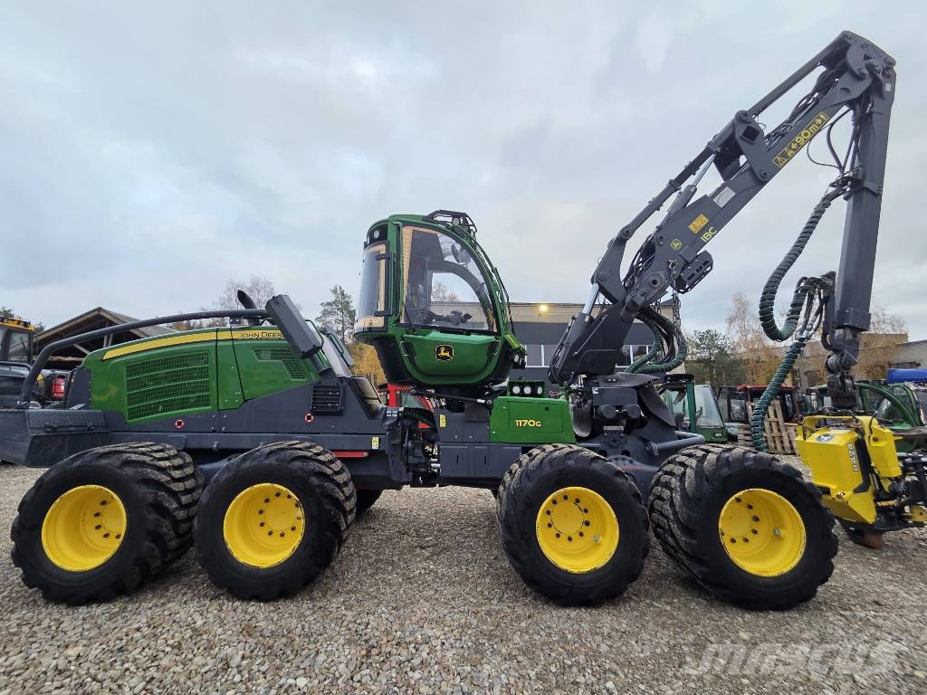 John Deere 1170 G 원목 하베스터
