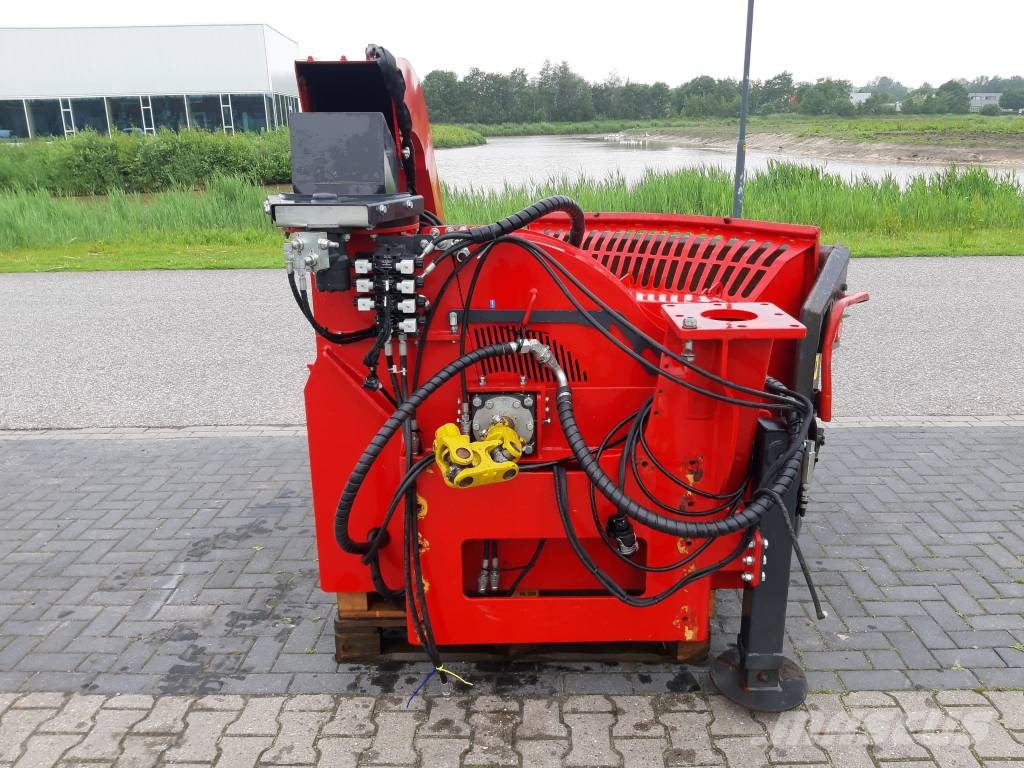 Greentec Cheetah 30 Unimog Trituradoras de madera