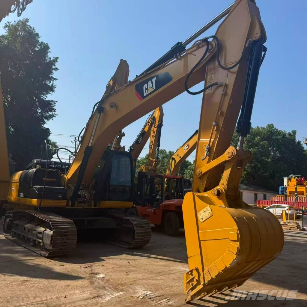 CAT 330D2L Raupenbagger