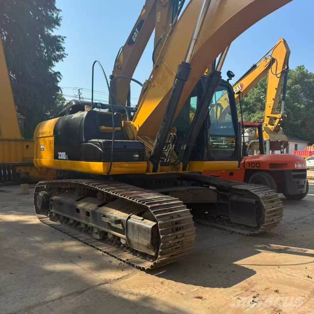 CAT 330D2L Raupenbagger