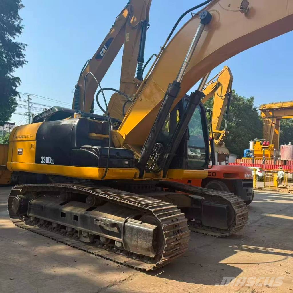 CAT 330D2L Raupenbagger