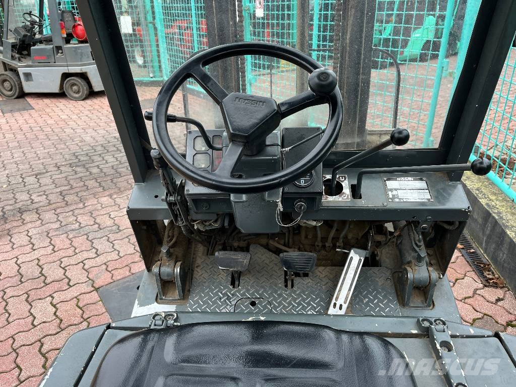 Nissan H01A-15U V-4272 IO Газовые погрузчики