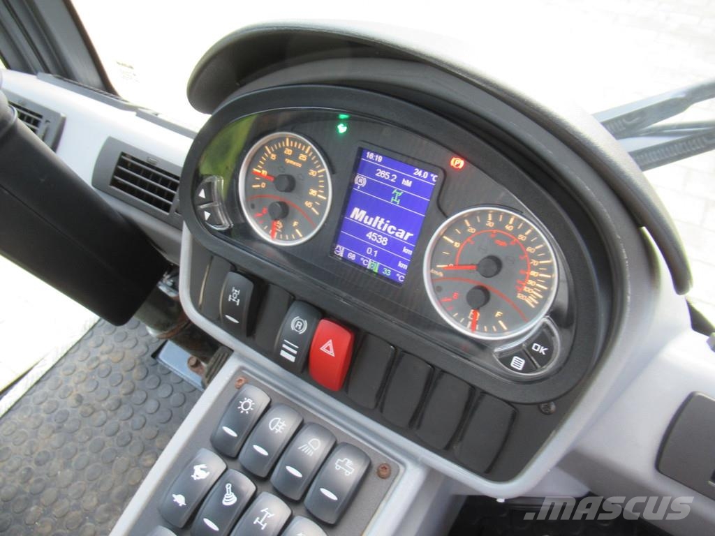 Hako Multicar M29 C EURO6 Mobilhydraulik 4WD + 4WS Kipp Utility porta attrezzi