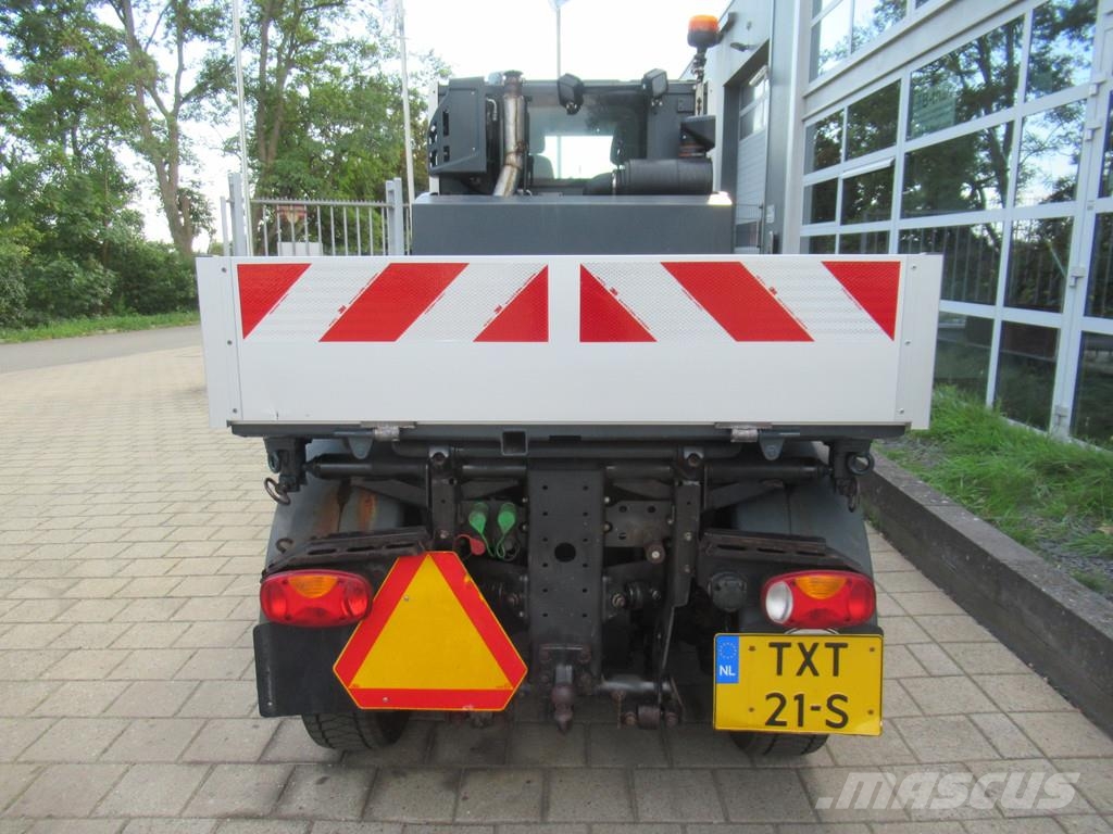 Hako Multicar M29 C EURO6 Mobilhydraulik 4WD + 4WS Kipp Utility porta attrezzi